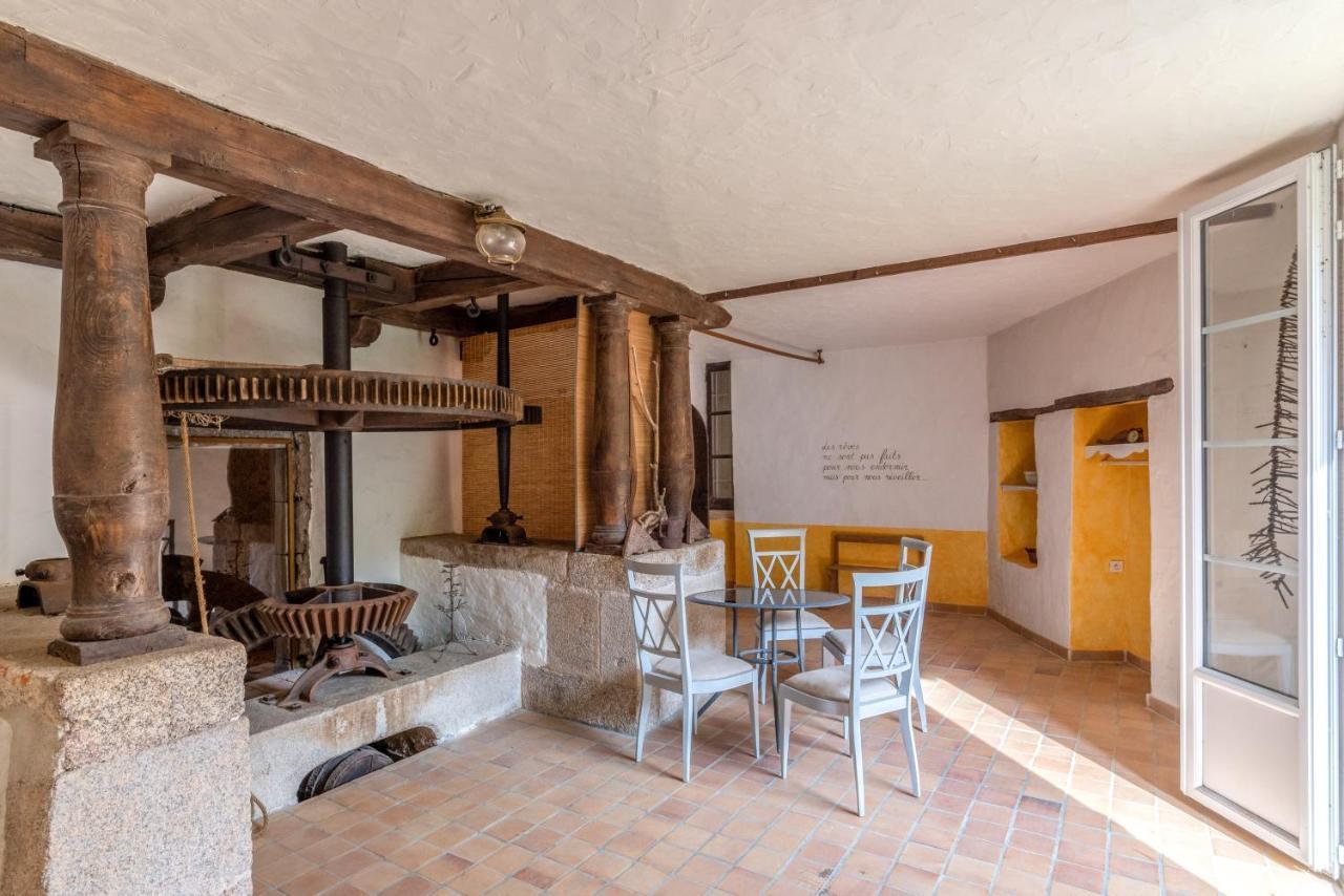 Villa Le Moulin de Pilet à Mortagne-sur-Sevre Extérieur photo